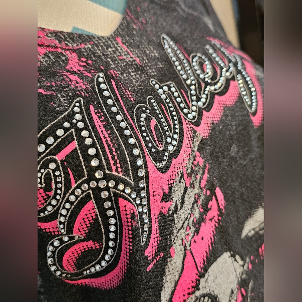 Harley-Davidson Gray and Pink Short Sleeve Tee Sz XL 2013
